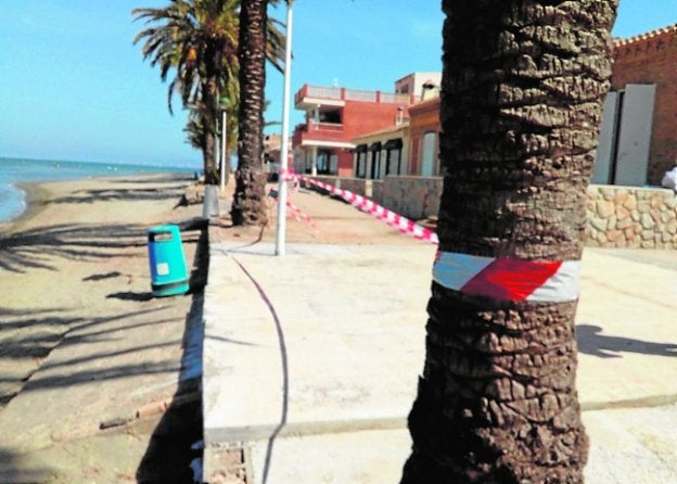 Paseo marítimo de Los Urrutias, en obras./LV