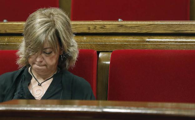 Borràs, en el Parlament. /Andreu Dalmau (Efe)
