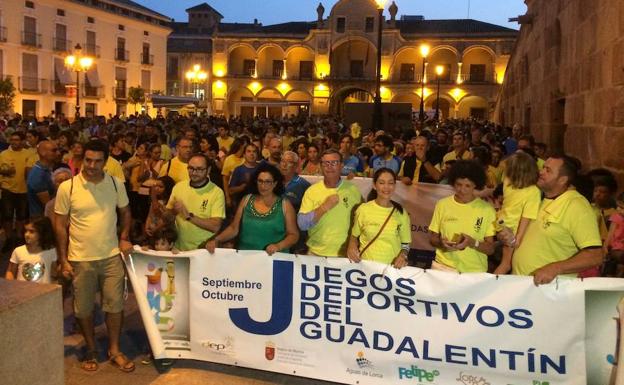 Los participantes de la marcha.