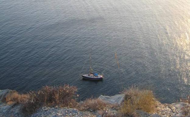 Bahía de Calabardina desde la falda de Cabo Cope./