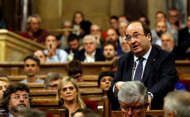 Miquel Iceta en el Parlament./Efe