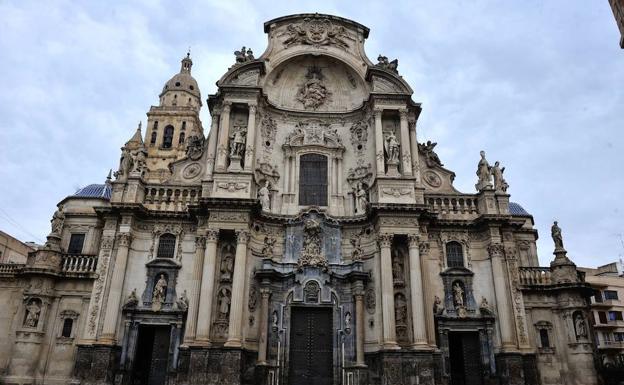 Fachada de la Catedral de Murcia.