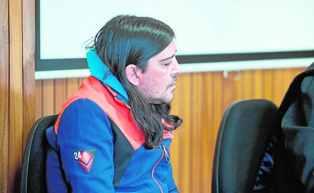 Juan Ortega, 'El Repetío', en la vista celebrada ayer./Javi Carrión / AGM
