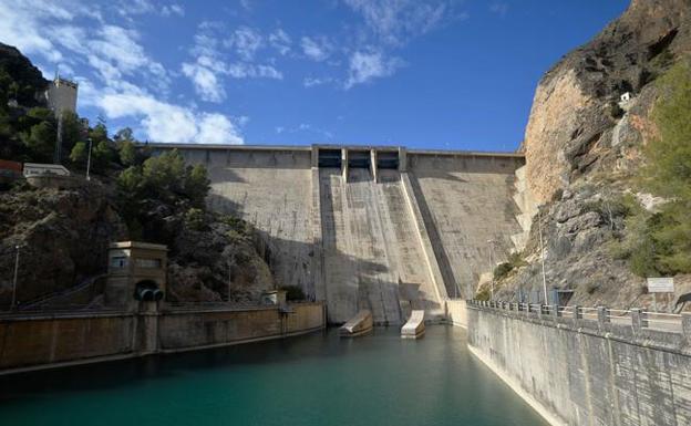 Embalse del Cenajo, muy por debajo de su capacidad. /Nacho García / AGM
