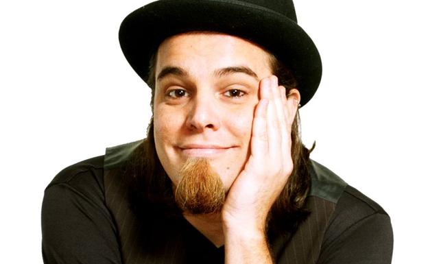 Magia y humor con Carlos Adriano