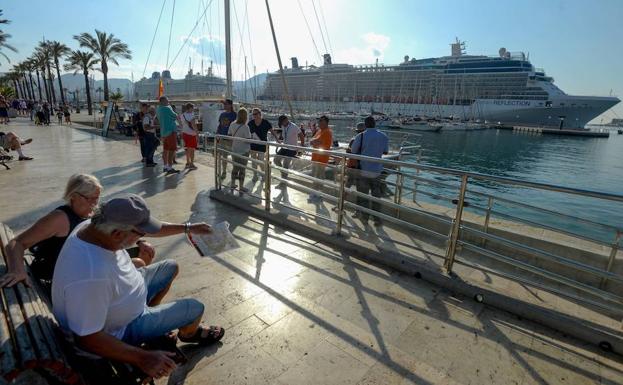 Cruceristas en Cartagena, en una imagen de archivo./Antonio Gil / AGM