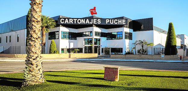 La empresa se encuentra localizada en el polígono industrial La Estrella.
/CP