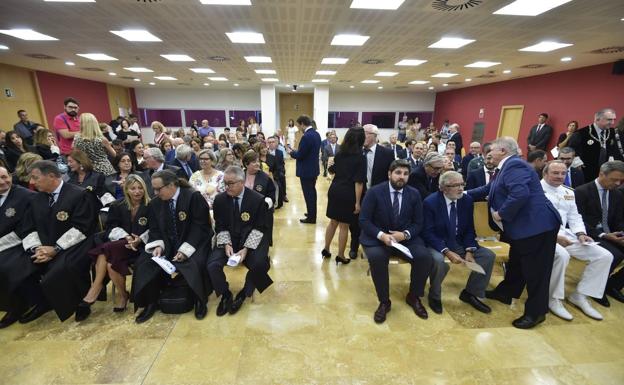 Una imagen del público asistente al acto de apertura del año judicial. 