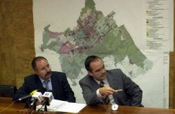 Joaquín Peñalver, en su época de jefe del Planeamiento Urbanístico. / J. CARRIÓN/
