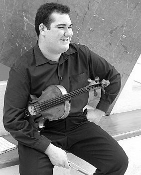 El viola de la Filarmónica de Berlín Joaquín Riquelme./