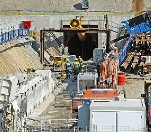 El túnel, durante su construcción en 2007. | Javier Carrión/
