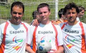 Antonio César Leal, Pedro Antonio García y Raúl Díaz. ::
LV/