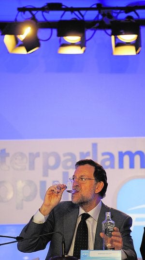 El presidente Mariano Rajoy, ayer, en San Sebastián. ::
R. RIVAS / AFP/