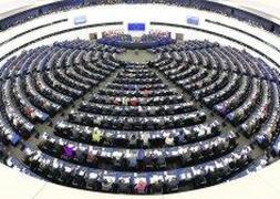 El Parlamento Europeo aprobó ayer la inclusión del Corredor Mediterráneo entre los proyectos prioritarios que recibirán fondos. :: EFE/