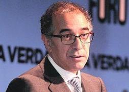 Miguel Montes, ayer, en el Foro La Verdad-SabadellCAM. :: FOTOS NACHO GARCÍA/