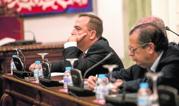 La oposición solo ve promesas incumplidas y deseos para el La oposición solo ve promesas incumplidas y deseos para el