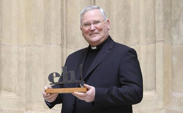 José Manuel Lorca Planes, obispo de la diócesis de Cartagena, Premio Solidario a iniciativas de entidades