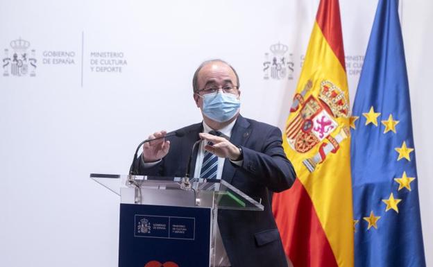 Miquel Iceta, Minister of Culture and Sports, during the presentation of the Reading Promotion Plan. 