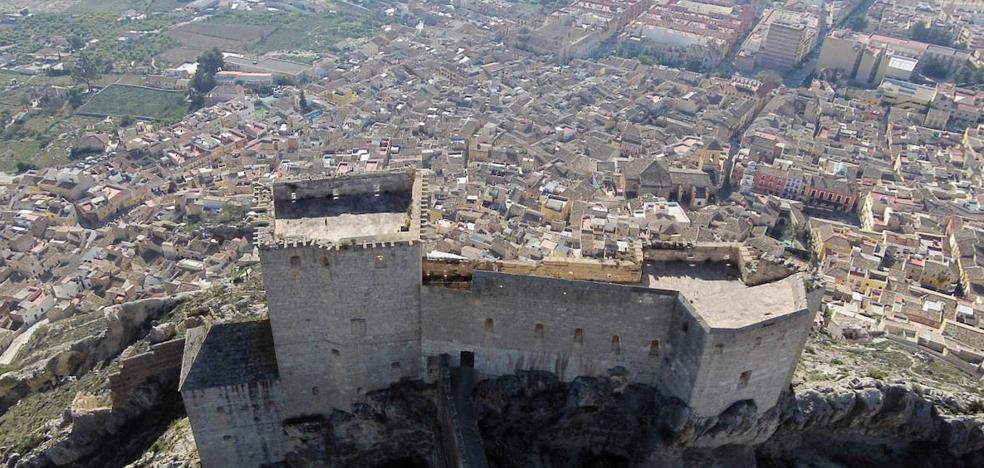 El Ayuntamiento de Mula inicia el camino para la expropiación forzosa del Castillo de los Vélez
