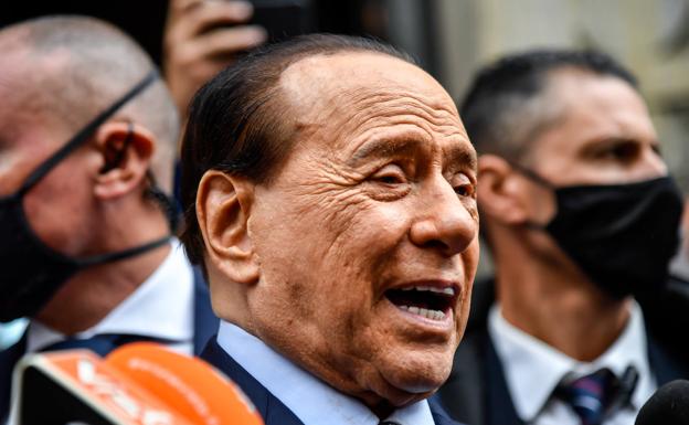 Silvio Berlusconi, in an image of the municipal elections last October.
