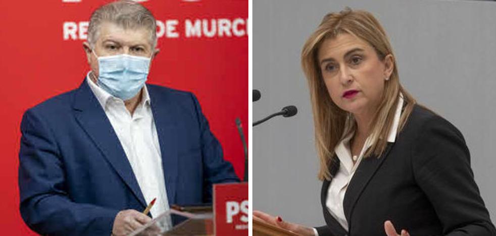 Vélez acusa a PP y Vox de «alentar» situaciones como la vivida en Lorca con sus «silencios cómplices»