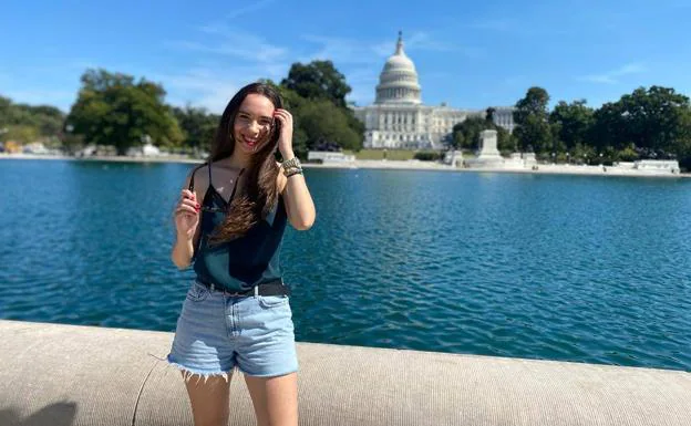 Lorena Tristante, on a visit to Washington DC, during her stay in Memphis. 