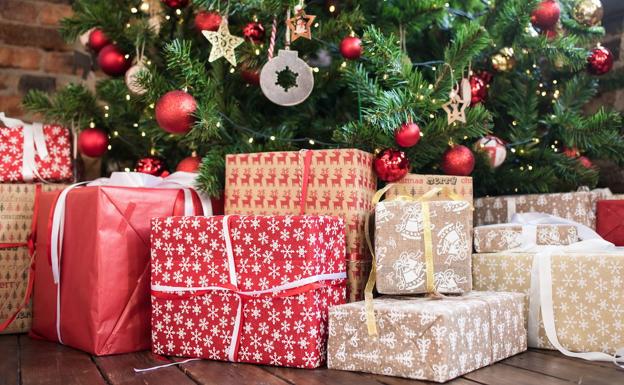 Five simple and creative ideas to give to your invisible friend this Christmas. 