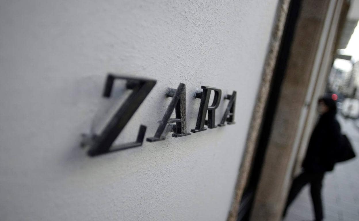 Gastos de envío gratis La en las compras online de Zara en plenas rebajas que a los usuarios | La Verdad