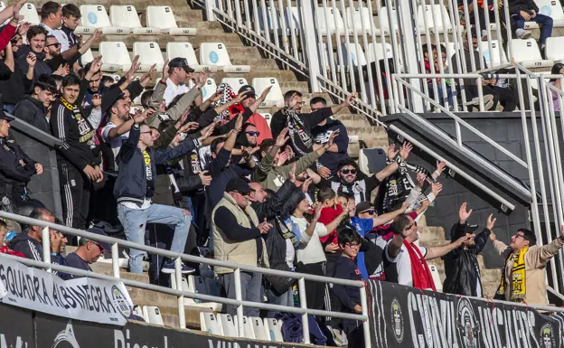 Members of the Vickers Curve cheering on Cartagena, in the match against Tenerife. 