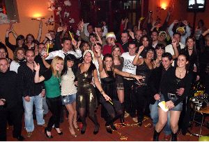 Las fiestas caseras y el 'miedo' al coche dejan una Nochevieja muy