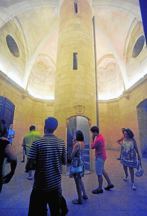 Una Noche En Las Entra as De La Torre De La Catedral La Verdad